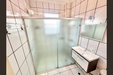 Apartamento à venda com 92m², 3 quartos e 2 vagas Apartamento à venda com 92m², 3 quartos e 2 vagasBanheiro da Suíte