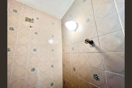 Apartamento à venda com 92m², 3 quartos e 2 vagas Apartamento à venda com 92m², 3 quartos e 2 vagasBanheiro da Garagem