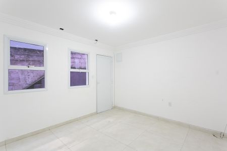 Sala de casa para alugar com 2 quartos, 65m² em Jardim Pedro José Nunes, São Paulo