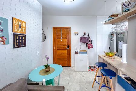 Apartamento à venda com 63m², 1 quarto e 1 vagaSala