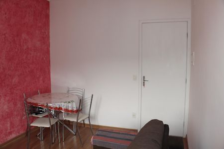 Apartamento para alugar com 2 quartos, 47m² em Jardim Central, Cotia