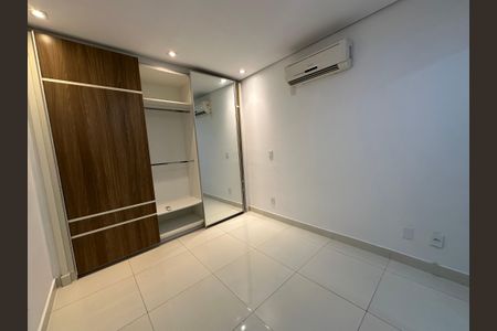 Apartamento para alugar com 78m², 2 quartos e 2 vagas Apartamento para alugar com 78m², 2 quartos e 2 vagasSuíte