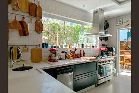 Cozinha de casa à venda com 3 quartos, 248m² em Pompeia, São Paulo