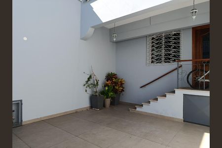 Garagem de casa à venda com 3 quartos, 248m² em Pompeia, São Paulo
