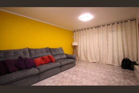 Casa à venda com 3 quartos, 135m² em Água Rasa, São Paulo