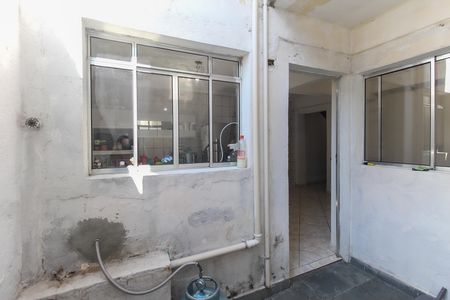Casa à venda com 150m², 3 quartos e 1 vaga Casa à venda com 150m², 3 quartos e 1 vagaQuintal