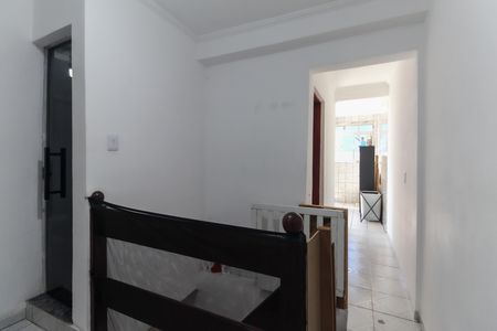 Casa à venda com 150m², 3 quartos e 1 vaga Casa à venda com 150m², 3 quartos e 1 vagaCorredor