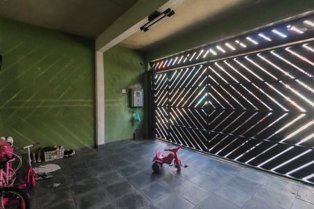 Casa à venda com 150m², 3 quartos e 1 vaga Casa à venda com 150m², 3 quartos e 1 vagaGaragem