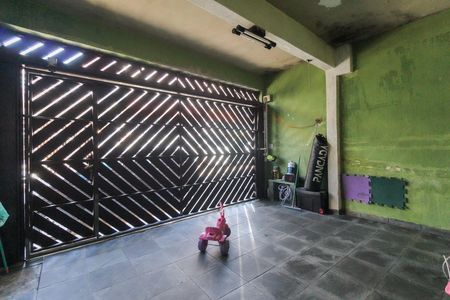 Casa à venda com 150m², 3 quartos e 1 vaga Casa à venda com 150m², 3 quartos e 1 vagaGaragem