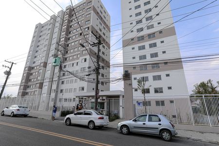 Apartamento para alugar com 47m², 2 quartos e 1 vaga Apartamento para alugar com 47m², 2 quartos e 1 vagaFachada