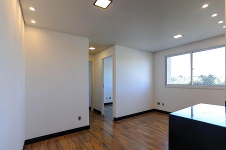 Sala de apartamento para alugar com 2 quartos, 47m² em Vila Nova Cintra, Mogi das Cruzes