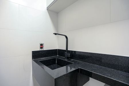 Apartamento para alugar com 47m², 2 quartos e 1 vaga Apartamento para alugar com 47m², 2 quartos e 1 vagaBanheiro