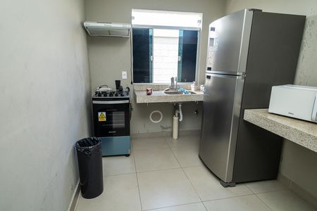 Apartamento para alugar com 41m², 2 quartos e sem vaga Apartamento para alugar com 41m², 2 quartos e sem vagaCozinha do salão de festas