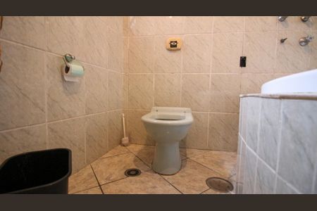 Casa à venda com 146m², 3 quartos e 5 vagas Casa à venda com 146m², 3 quartos e 5 vagasBanheiro da Suíte