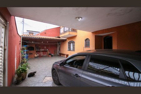 Casa à venda com 146m², 3 quartos e 5 vagas Casa à venda com 146m², 3 quartos e 5 vagasGaragem