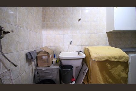 Casa à venda com 146m², 3 quartos e 5 vagas Casa à venda com 146m², 3 quartos e 5 vagasÁrea de Serviço