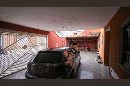 Casa à venda com 146m², 3 quartos e 5 vagas Casa à venda com 146m², 3 quartos e 5 vagasGaragem