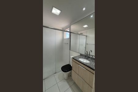 Apartamento para alugar com 70m², 2 quartos e 2 vagas Apartamento para alugar com 70m², 2 quartos e 2 vagasBanheiro da Suíte