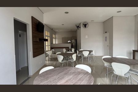 Apartamento para alugar com 70m², 2 quartos e 2 vagas Apartamento para alugar com 70m², 2 quartos e 2 vagasSalão de Festas