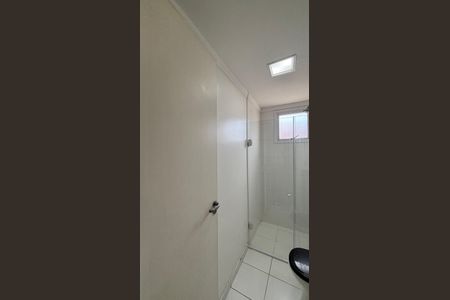 Apartamento para alugar com 70m², 2 quartos e 2 vagas Apartamento para alugar com 70m², 2 quartos e 2 vagasBanheiro
