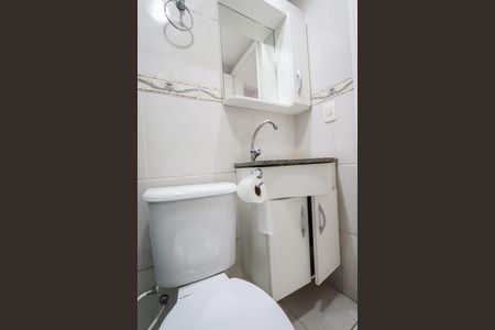 Apartamento para alugar com 65m², 3 quartos e 1 vaga Apartamento para alugar com 65m², 3 quartos e 1 vagaBanheiro