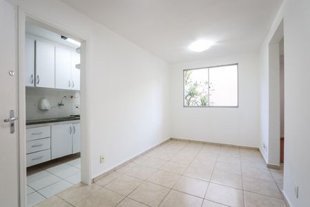 Apartamento para alugar com 65m², 3 quartos e 1 vaga Apartamento para alugar com 65m², 3 quartos e 1 vagaSala