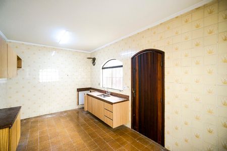 Casa para alugar com 200m², 3 quartos e 3 vagas Casa para alugar com 200m², 3 quartos e 3 vagasCozinha