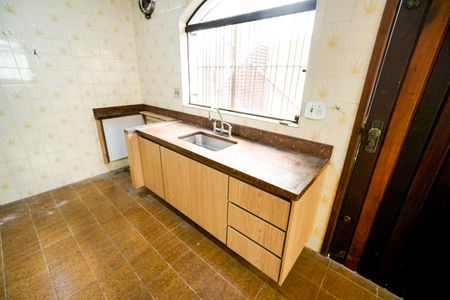 Casa para alugar com 200m², 3 quartos e 3 vagas Casa para alugar com 200m², 3 quartos e 3 vagasPia