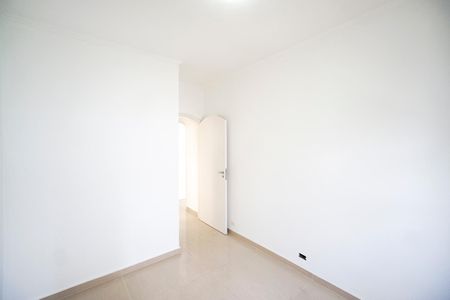 Casa para alugar com 200m², 3 quartos e 3 vagas Casa para alugar com 200m², 3 quartos e 3 vagasQuarto 02