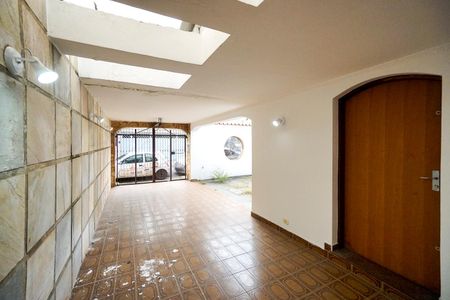 Casa para alugar com 200m², 3 quartos e 3 vagas Casa para alugar com 200m², 3 quartos e 3 vagasGaragem