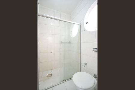 Casa para alugar com 200m², 3 quartos e 3 vagas Casa para alugar com 200m², 3 quartos e 3 vagasBanheiro da suíte