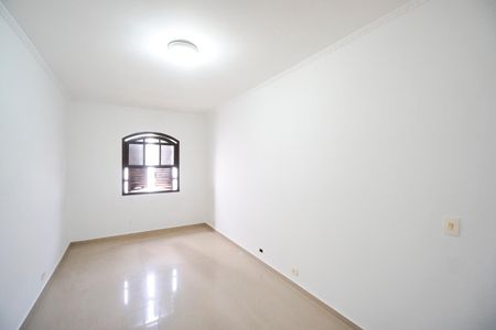 Quarto 01 de casa para alugar com 3 quartos, 200m² em Vila Gomes Cardim, São Paulo
