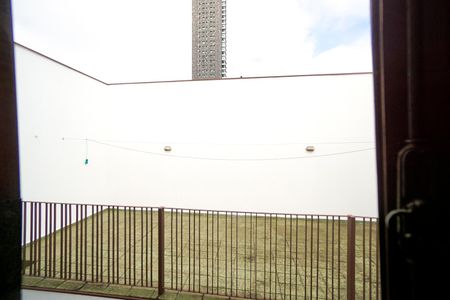 Casa para alugar com 200m², 3 quartos e 3 vagas Casa para alugar com 200m², 3 quartos e 3 vagasVista do quarto 02
