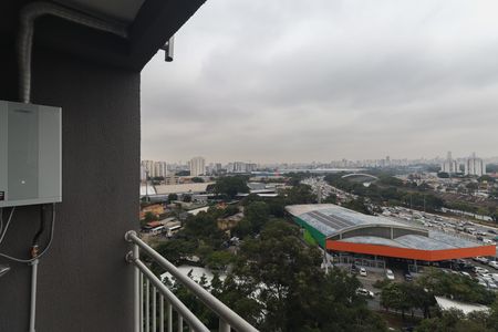 Apartamento para alugar com 37m², 2 quartos e sem vaga Apartamento para alugar com 37m², 2 quartos e sem vagaVaranda
