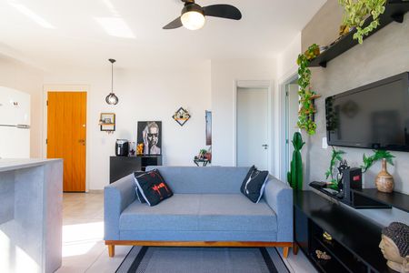 Sala de casa de condomínio à venda com 1 quarto, 44m² em Vila Paulo Silas, São Paulo