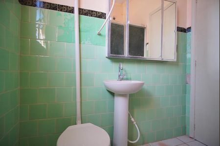 Casa à venda com 160m², 4 quartos e 2 vagasBanheiro Corredor