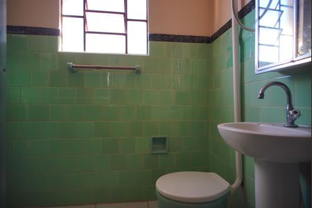 Casa à venda com 160m², 4 quartos e 2 vagasBanheiro Corredor