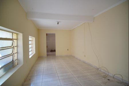 Casa à venda com 160m², 4 quartos e 2 vagasCasa 2 - Sala