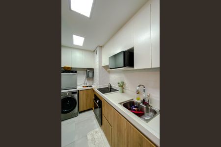 Apartamento à venda com 38m², 2 quartos e 1 vaga Apartamento à venda com 38m², 2 quartos e 1 vagaCozinha e Área de Serviço