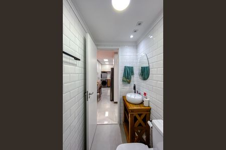 Apartamento à venda com 38m², 2 quartos e 1 vaga Apartamento à venda com 38m², 2 quartos e 1 vagaBanheiro