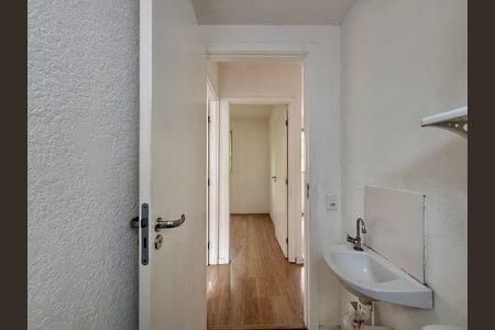 Apartamento para alugar com 38m², 2 quartos e sem vaga Apartamento para alugar com 38m², 2 quartos e sem vagaBanheiro