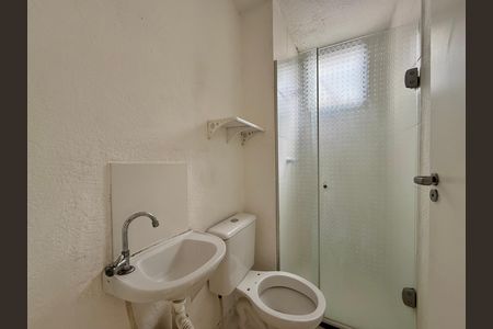Apartamento para alugar com 38m², 2 quartos e sem vaga Apartamento para alugar com 38m², 2 quartos e sem vagaBanheiro