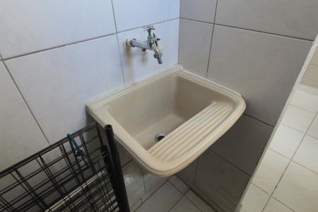 Apartamento à venda com 64m², 2 quartos e 1 vagaCozinha e Área de Serviço