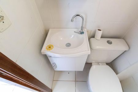 Apartamento para alugar com 61m², 2 quartos e 1 vaga Apartamento para alugar com 61m², 2 quartos e 1 vagaBanheiro