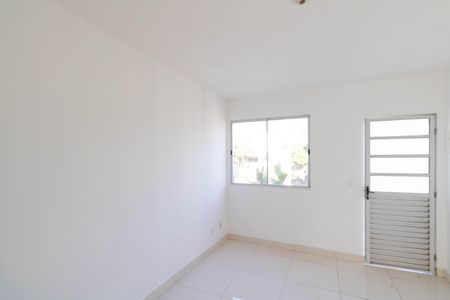 Sala de apartamento para alugar com 2 quartos, 61m² em Guaratiba, Rio de Janeiro