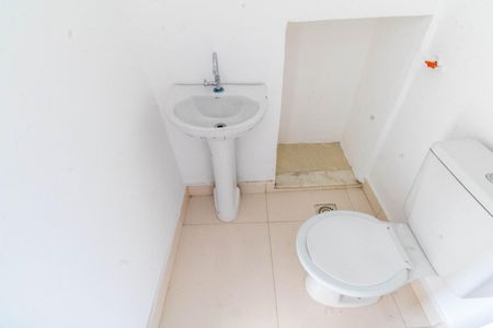 Apartamento para alugar com 61m², 2 quartos e 1 vaga Apartamento para alugar com 61m², 2 quartos e 1 vagaBanheiro