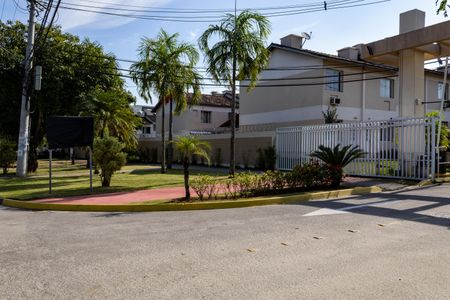 Apartamento para alugar com 61m², 2 quartos e 1 vaga Apartamento para alugar com 61m², 2 quartos e 1 vagaFachada do condomínio