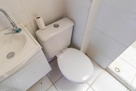 Apartamento para alugar com 61m², 2 quartos e 1 vaga Apartamento para alugar com 61m², 2 quartos e 1 vagaBanheiro
