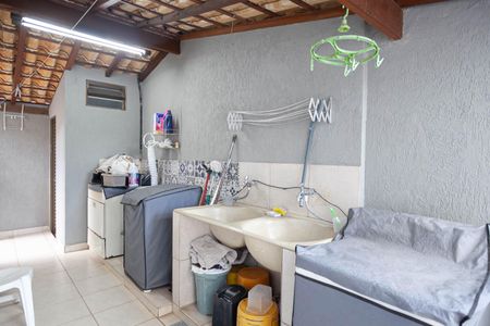 Casa à venda com 500m², 4 quartos e 6 vagas Casa à venda com 500m², 4 quartos e 6 vagasÁrea de serviço