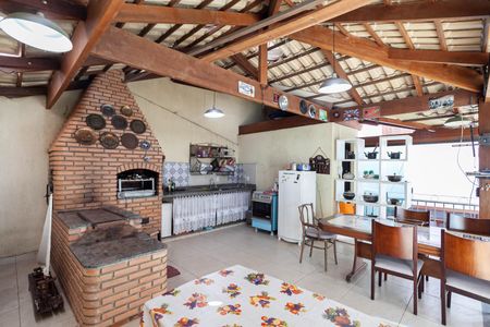 Casa à venda com 500m², 4 quartos e 6 vagas Casa à venda com 500m², 4 quartos e 6 vagasÁrea gourmet